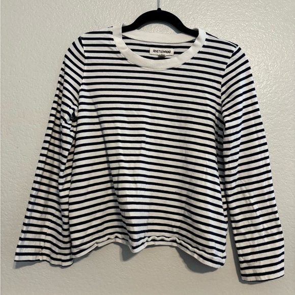 Madewell Blue & White striped Rivet & Thread Bell-Sleeve Tee Size XXS - Picture 5 of 6